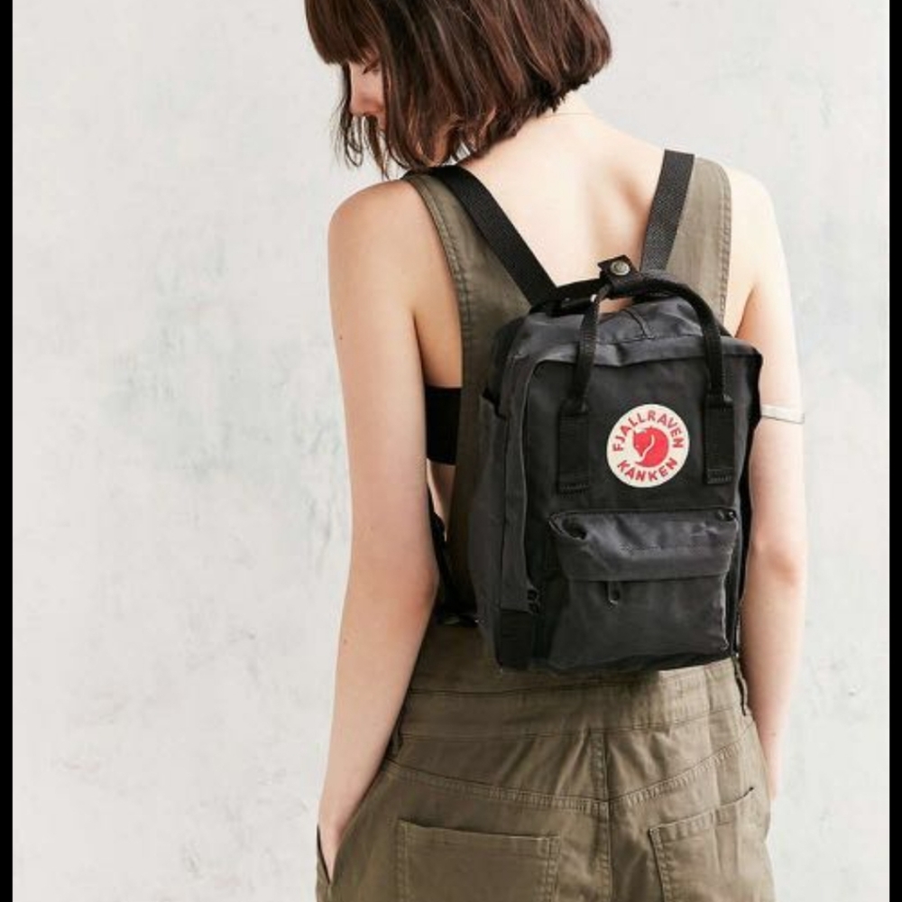 Fjallraven Kanken Mini Backpack